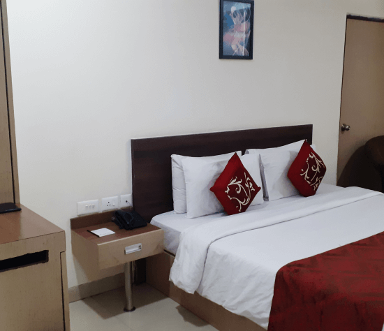 Bed room