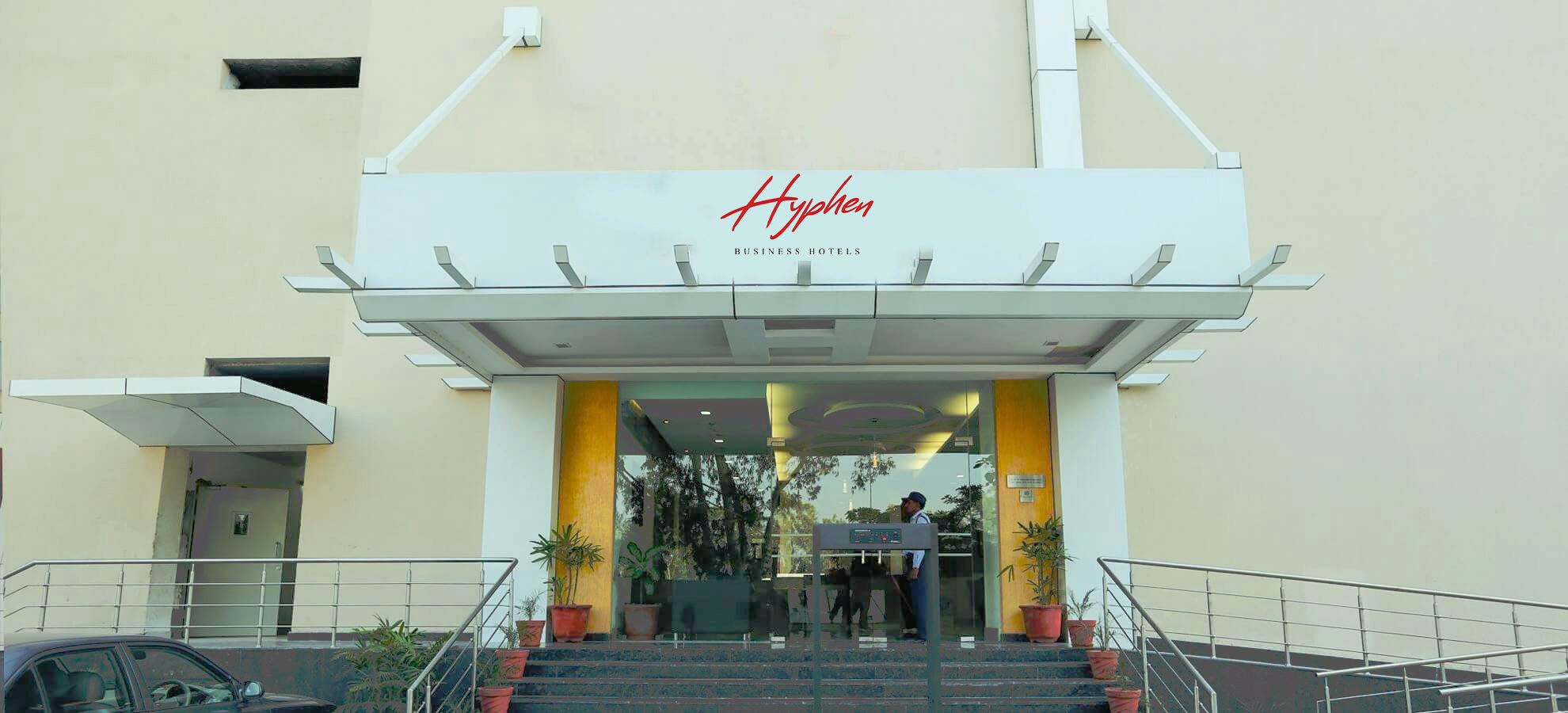 Hyphen premier hotel in Meerut